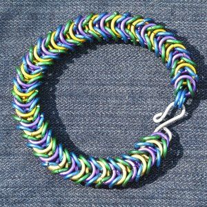 CHAINMAIL BRACELET - BOX WEAVE